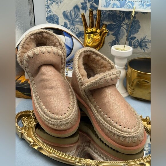 🆕 MOU 🧿 NWOT WOB Metallic Peach Eskimo Ankle Boot, *MIX PAIR SZ 37(L) & 38(R)* - Picture 3 of 15
